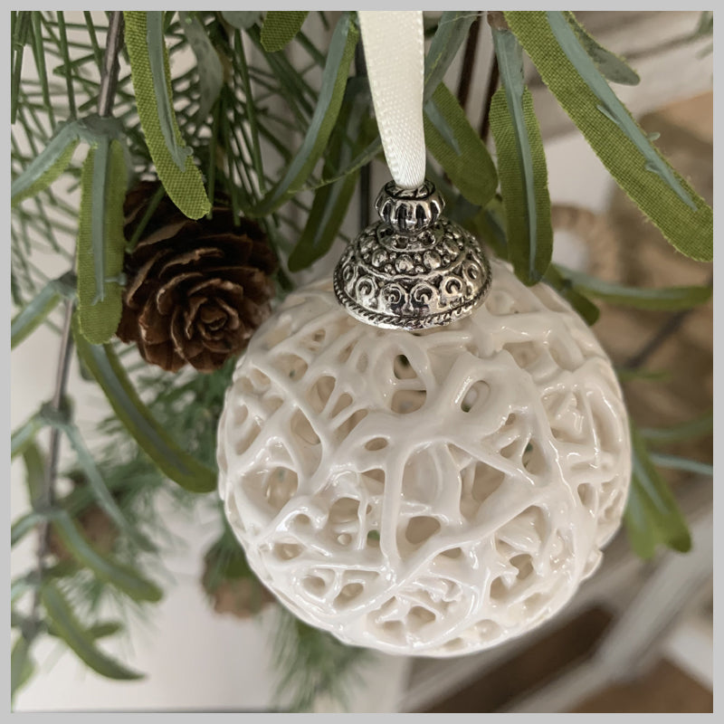 Tangled Web Bauble with Ivory Ribbon