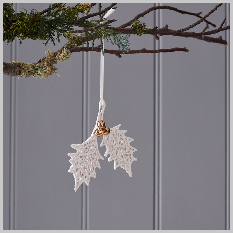 Tangled Holly Leaf with Gold Lustre Berries Ceramic Hanging Decoration